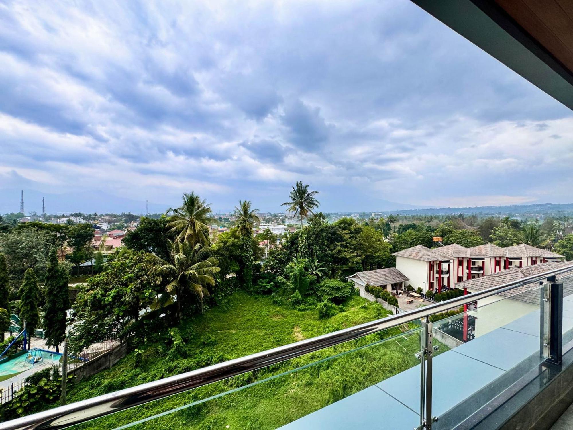 Cahaya Villa Гарут Экстерьер фото